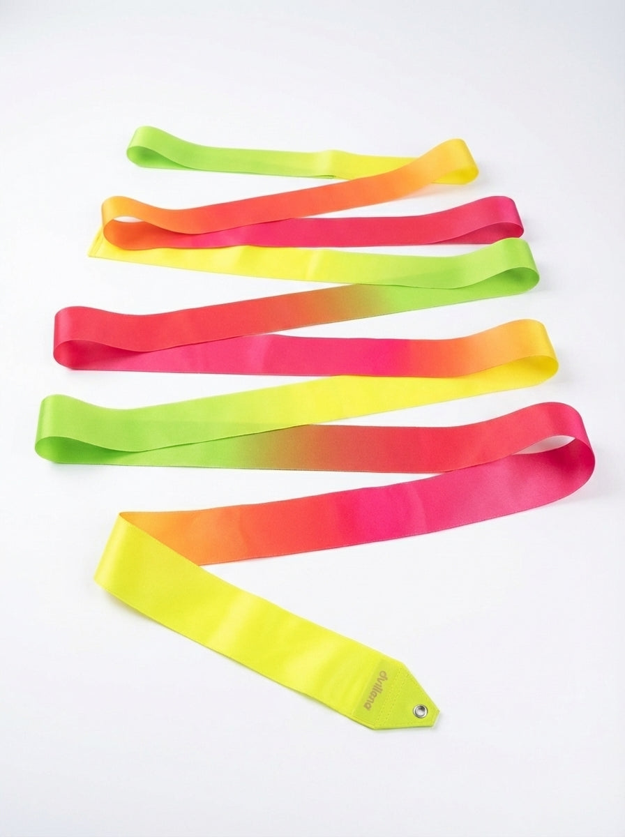 Wstążka do gimnastyki artystycznej Fluor w kolorach: żółtym, fuksji, zielonym; ułożona w zygzak.